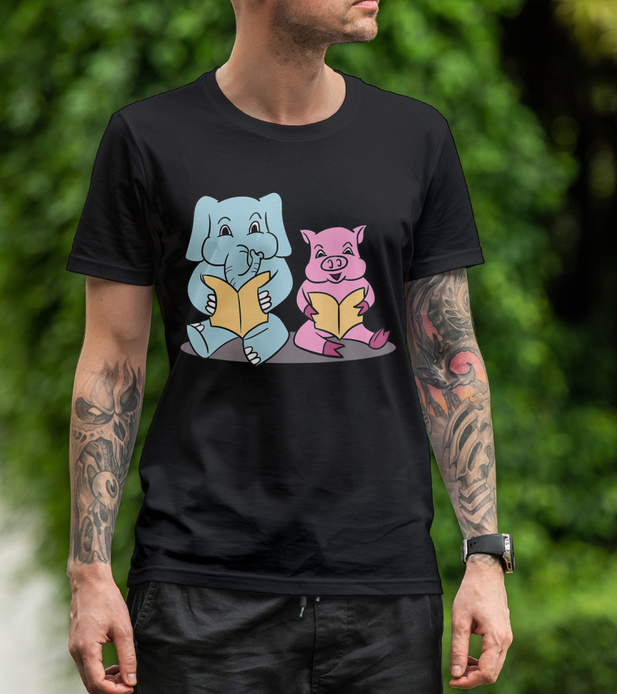 Elephant And Pig Reading Friends Lovely Books T-Shirt