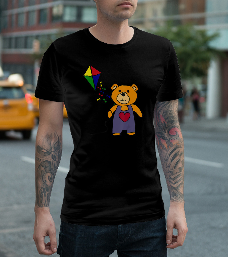 SmileteesAnim Cute Teddy Bear With Heart Overalls Flying Colorful Kite T-Shirt