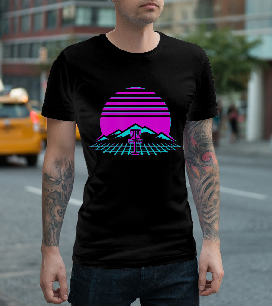 Disc Golf Neon Sunset Grid 80s Style Vintage Frisbee T-Shirt