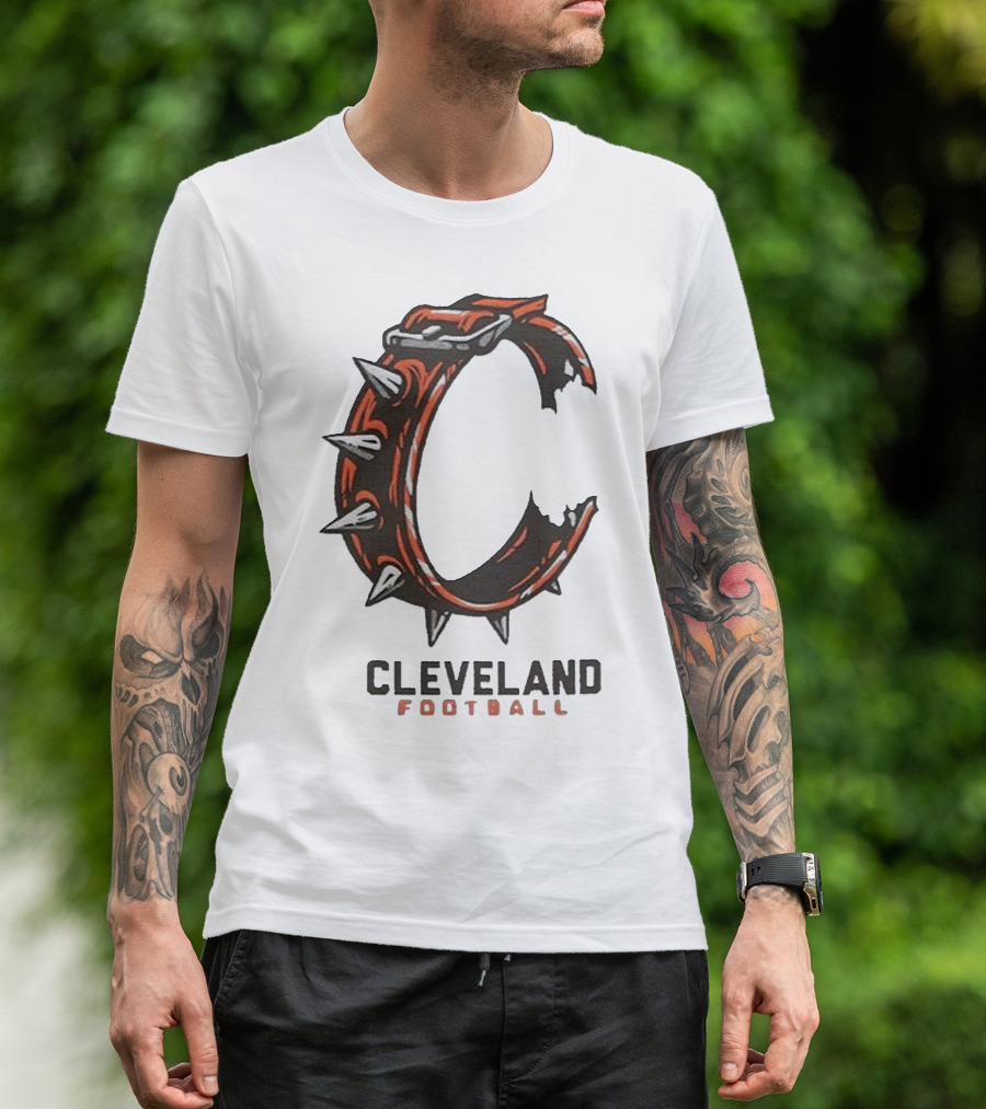 Cleveland Football Spiked Collar C T-Shirt