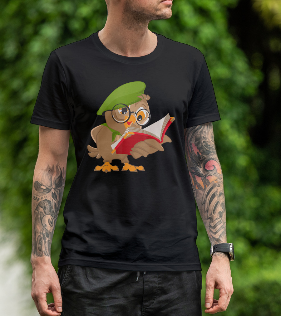 Cute Owl Reading Books Funny Bo Adorable Glasses And Green Beret T-Shirt