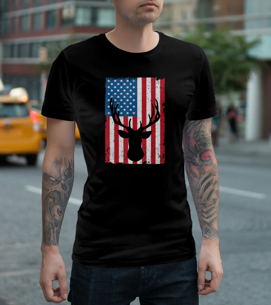 Fourth of July Patriotic Deer Hunting American Flag T-Shirt