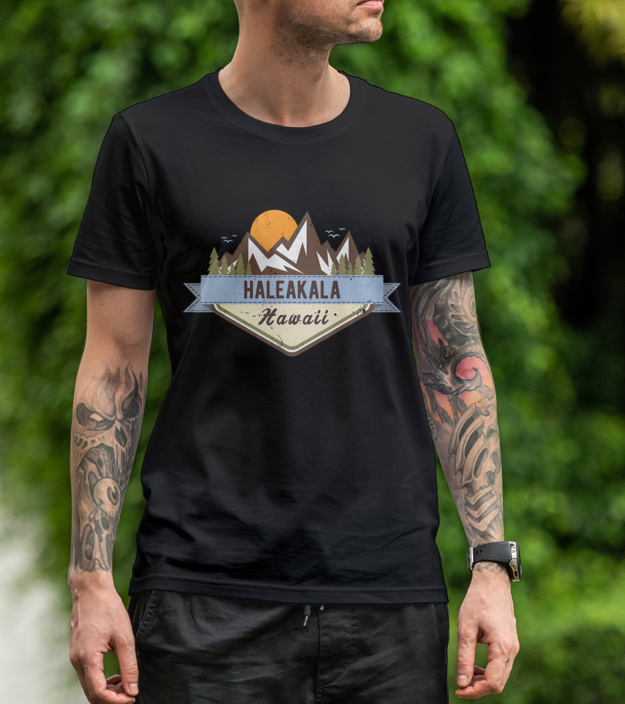 Haleakala Hawaii Mountains Retro Sun And Trees T-Shirt
