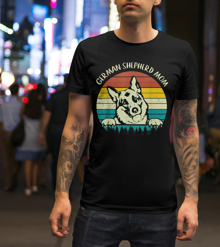 German Shepherd Mom Retro Sunset T-Shirt
