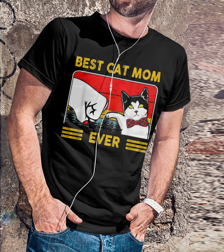 BEST CAT MOM EVER Retro Vintage Cat With Fist Bump And Bow Tie T-Shirt