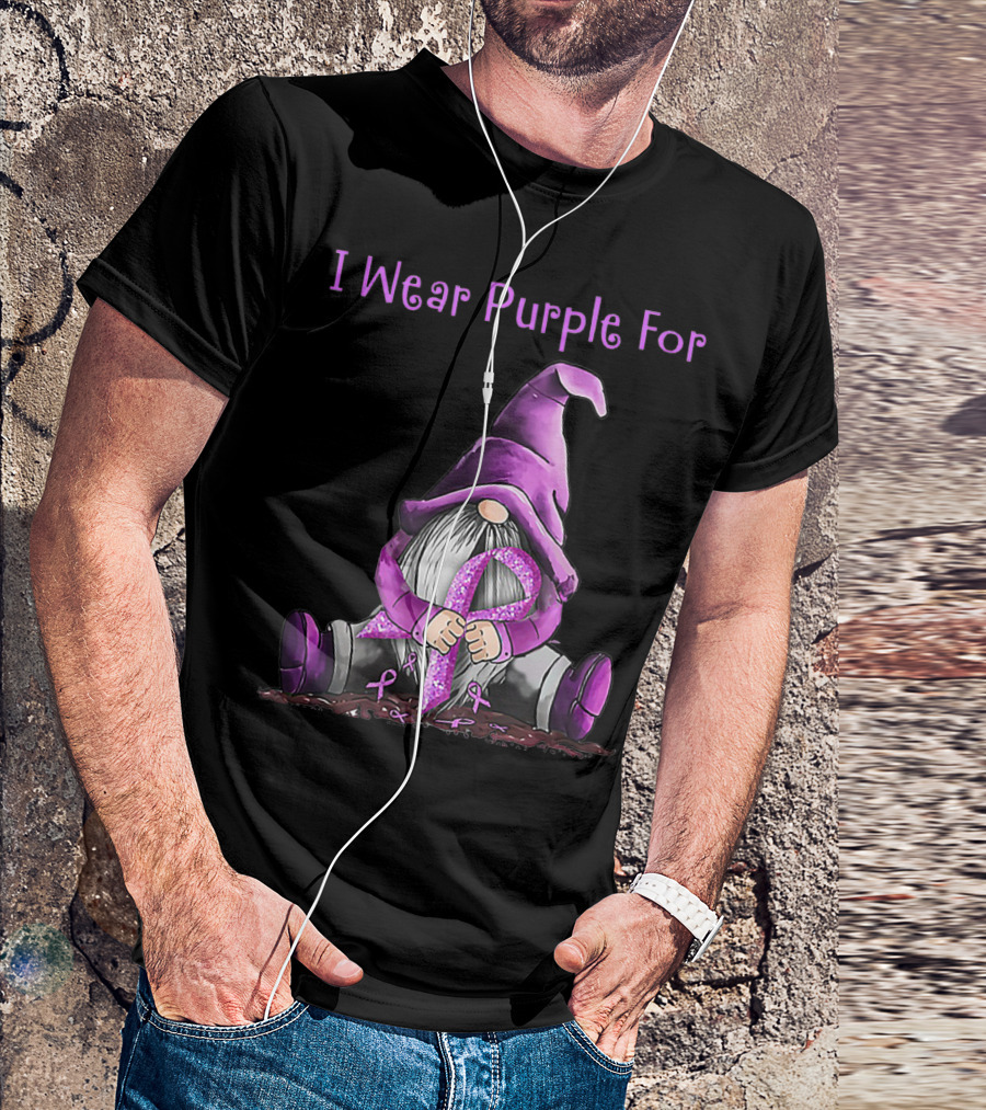 I Wear Purple For Fibromyalgia Awareness Gnome Holding Purple T-Shirt