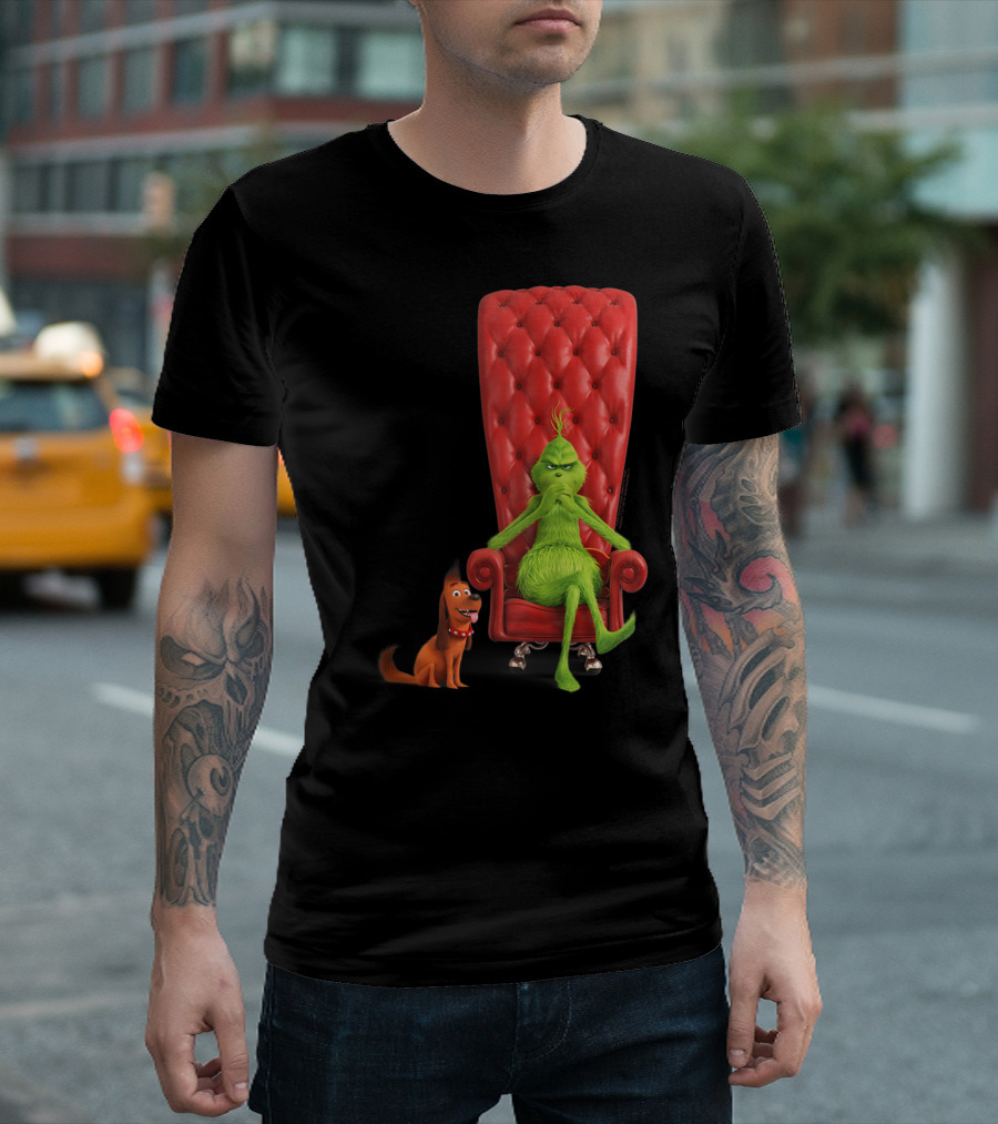 Dr Seuss The Grinch and Max on Red Tufted Chair T-Shirt