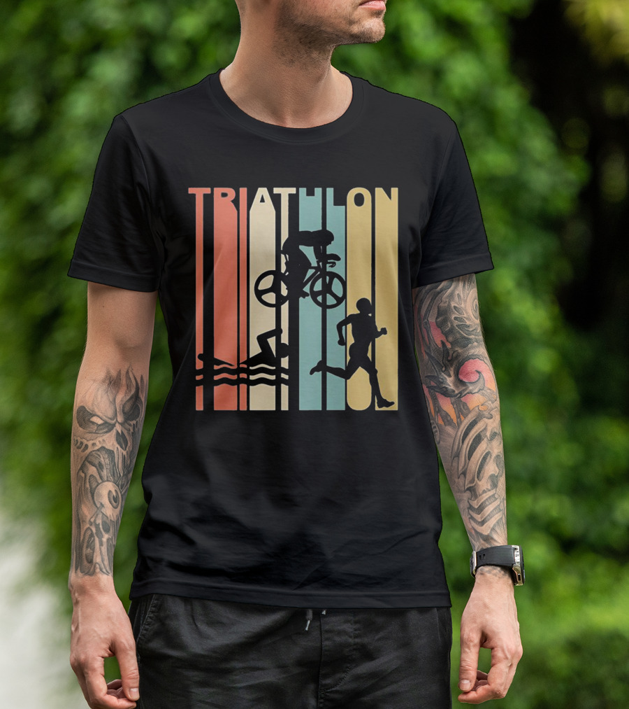 VINTAGE TRIATHLON SWIMMING CYCLING RUNNING SILHOUETTES RETRO STRIPES T-Shirt