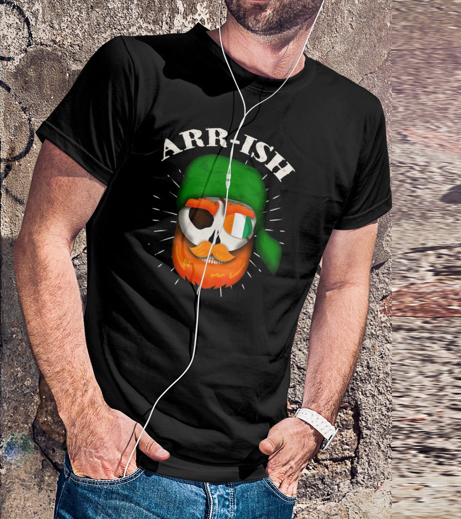 ARR-ISH Irish Pirate St Patrick's Day Skull With Green Bandana And Beard T-Shirt