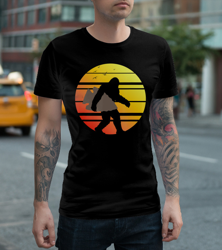 Bigfoot Arrowhead Hunting Indian Arrowhead Sunset T-Shirt