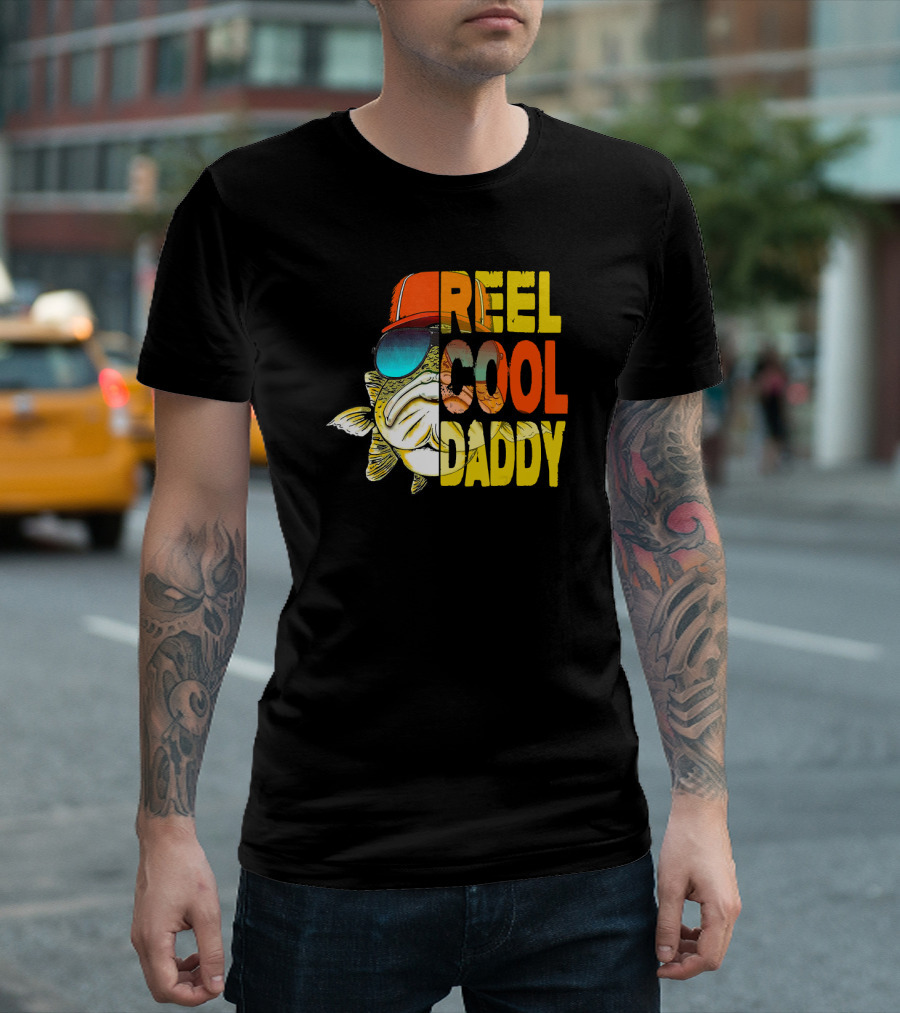 REEL COOL DADDY Father's Day Fishing Reel Coo T-Shirt