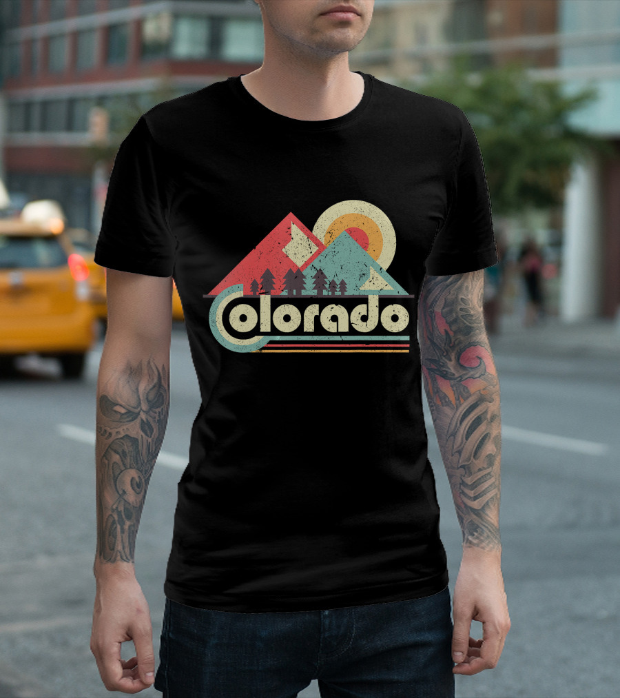 Colorado State Retro Vintage Distress Mountains and Sunburst T-Shirt