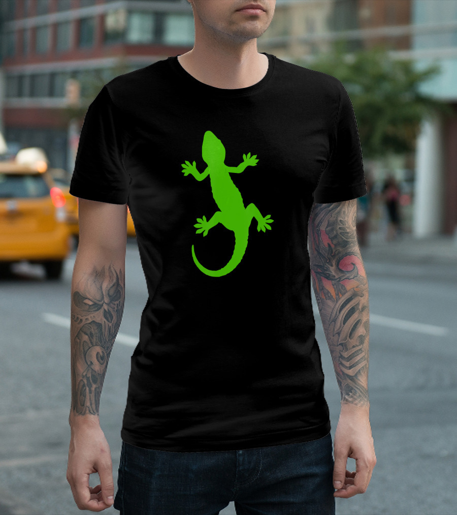 Cool Green Gecko Iguana Chameleon Lizard Iconic Bright T-Shirt