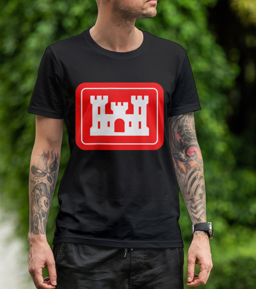 United States Army Corps Of Engineers DOD Castle Icon Red And White T-Shirt