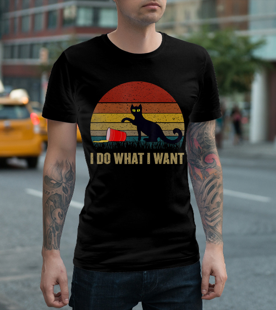 Vintage Cat I Do What I Want Retro Black Cat With Red Cup T-Shirt