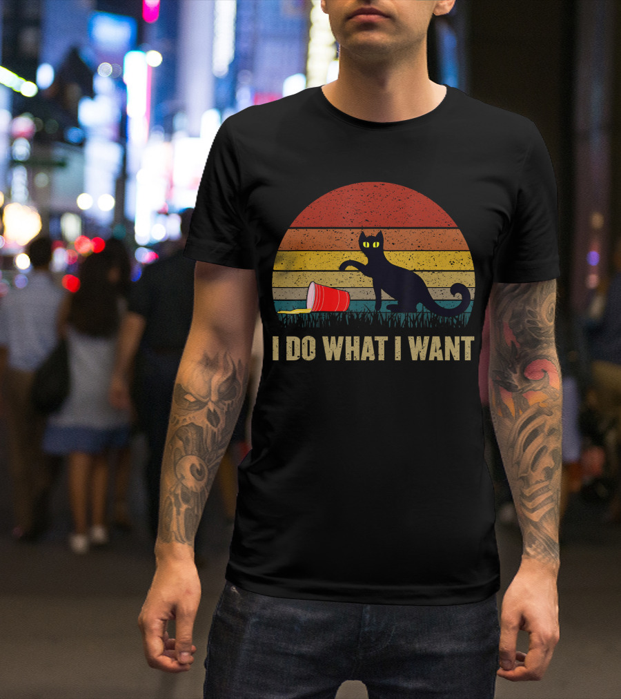 Vintage Cat I Do What I Want Retro Black Cat With Red Cup T-Shirt
