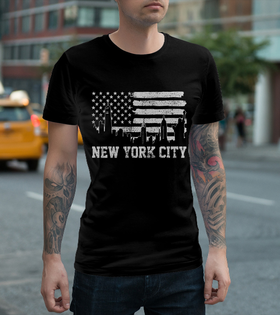 Vintage New York City Skyline American Flag NYC Big Appl T-Shirt