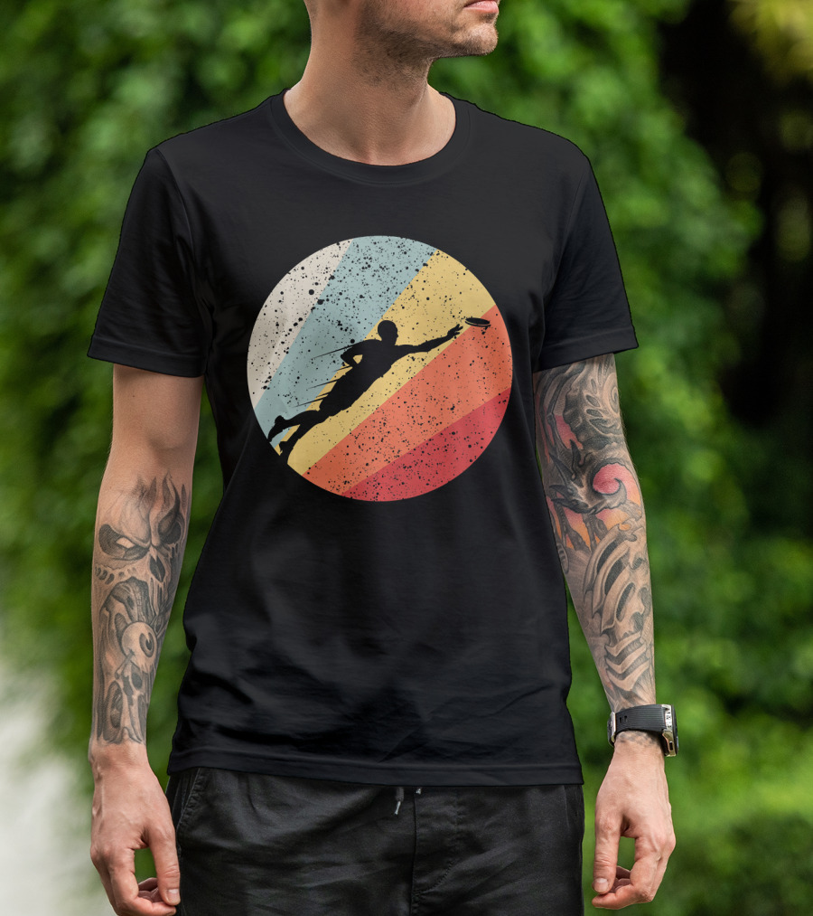 Vintage Ultimate Frisbee Retro Rainbow Silhouette Circle T-Shirt
