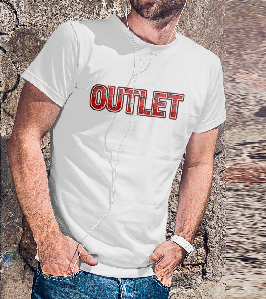 OUTLET Distressed Red T-Shirt