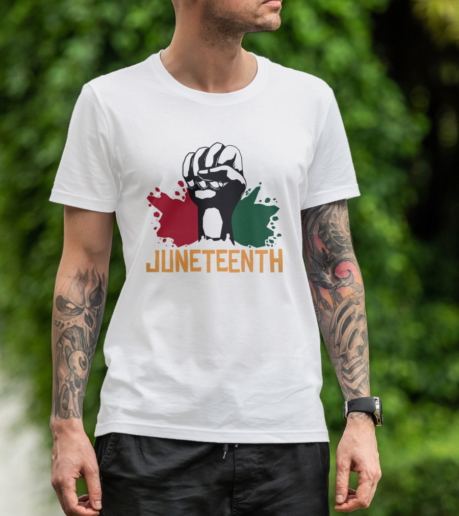 JUNETEENTH Raised Fist With Red Black Green Paint Splashes T-Shirt