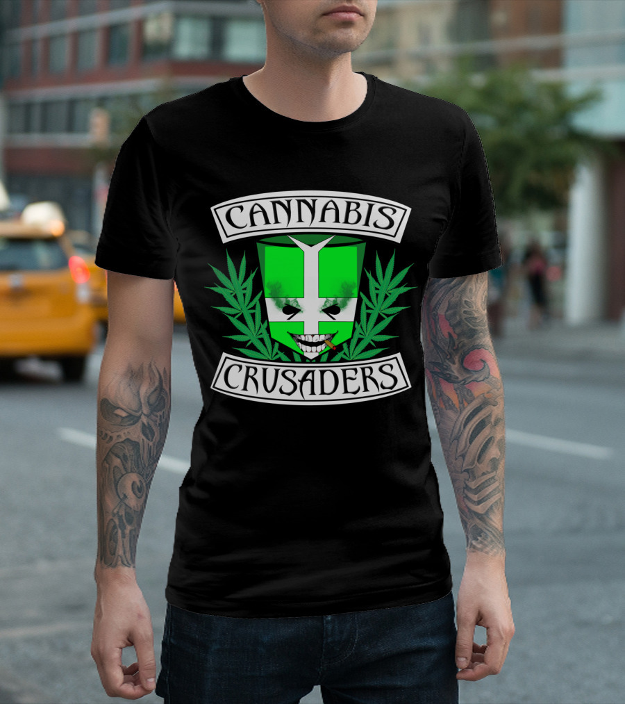 Cannabis Crusaders Wrekt Set Edit Green Shield Skull Leafs T-Shirt