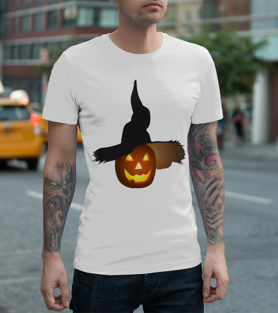 Halloween Jack-O'-Lantern Glowing Eyes Witch Hat T-Shirt