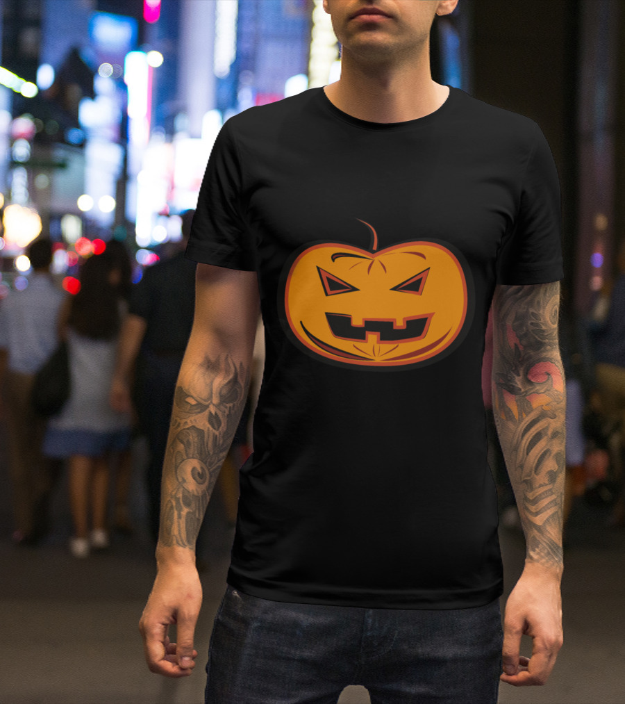 Spooky Jack-O'-Lantern Face With Triangle Eyes T-Shirt