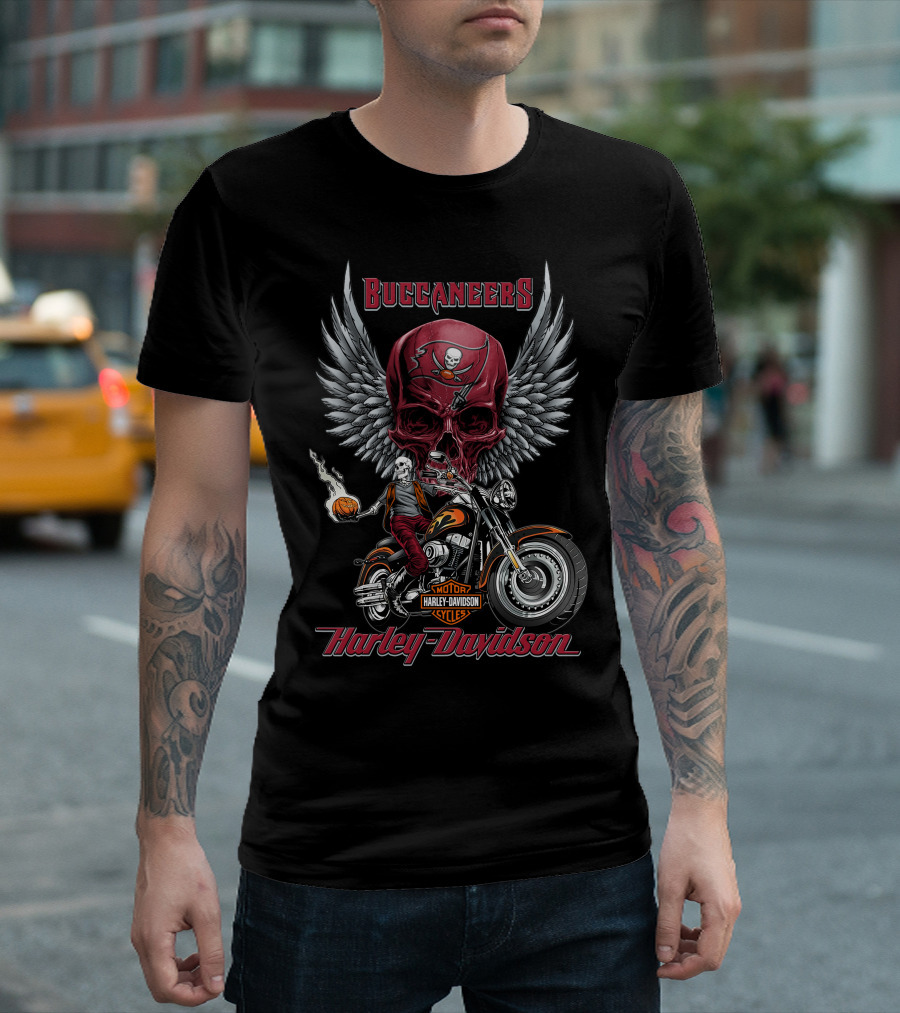 Buccaneers Harley Davidson Motor Cycles Hd15 Nfl Tampa Bay Buccaneers T-Shirt