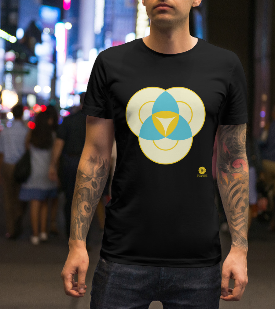 Crop Circle Backhampton Designalens Triquetra Symbol Geometry T-Shirt