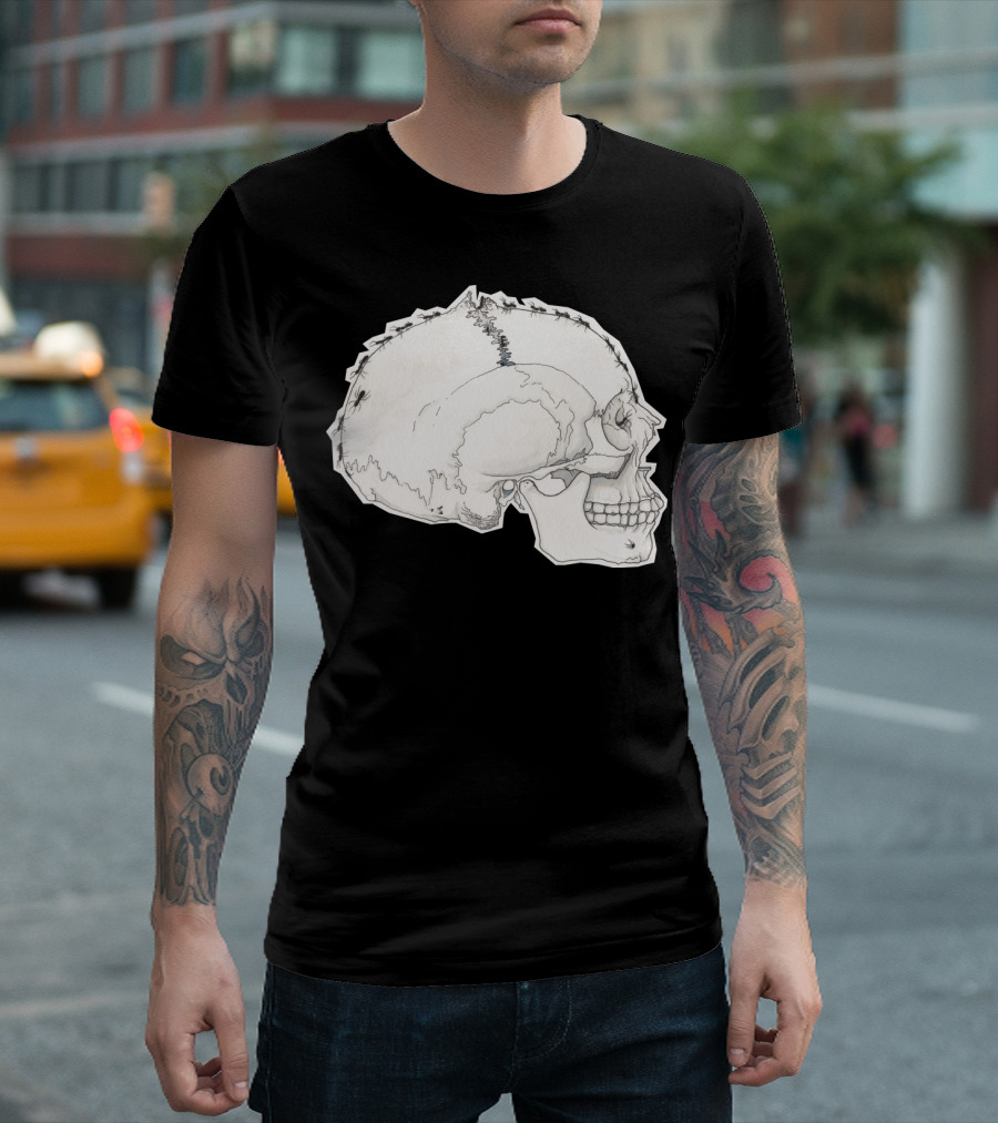 Entoletal Ants Skull Illustration with Ants Crawling Line Drawing T-Shirt