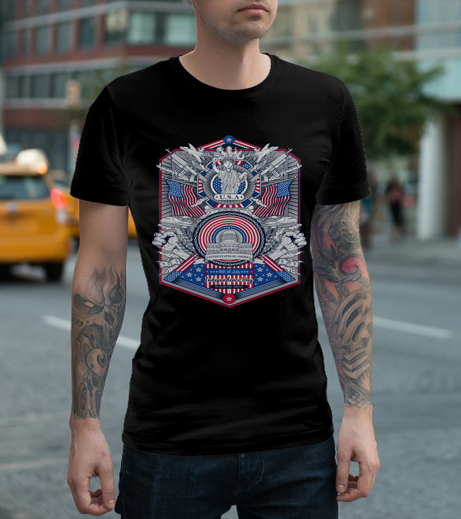 U.S.A. Vintage Frame Fourth Of July Independence Day United States Of America In God We Trust T-Shirt