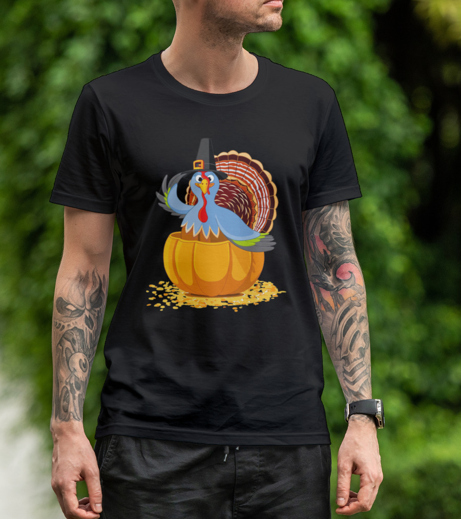 Thanksgiving Day Turkey Wearing Pilgrim Hat Inside Pumpkin T-Shirt