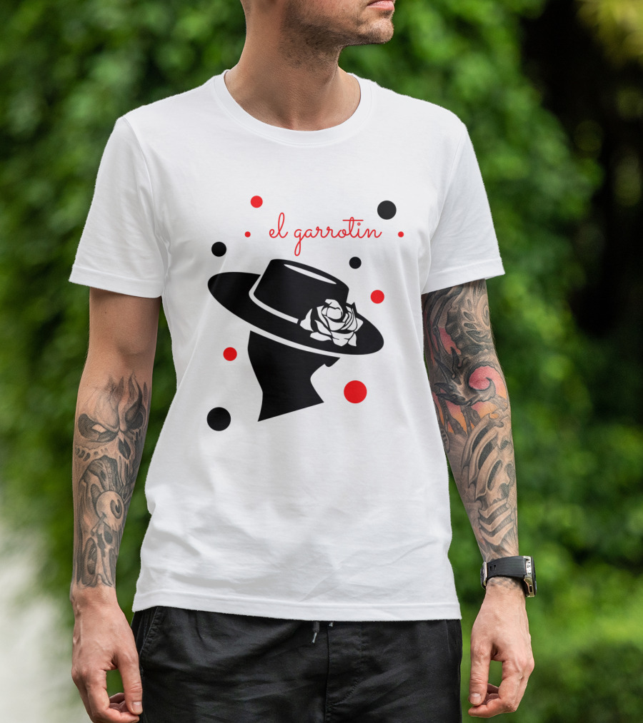 El Garrotín Black Silhouette With Red Accents And Hat Rose T-Shirt