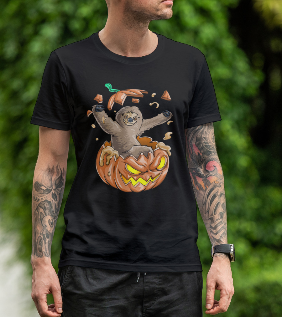 Sloth Emerging From Jack-O'-Lantern Pumpkin Halloween Fun T-Shirt