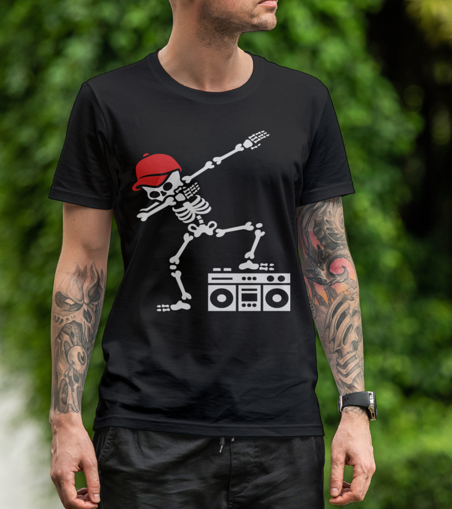 Dabbing Skeleton With Red Hat And Boombox Ghetto Blaster T-Shirt