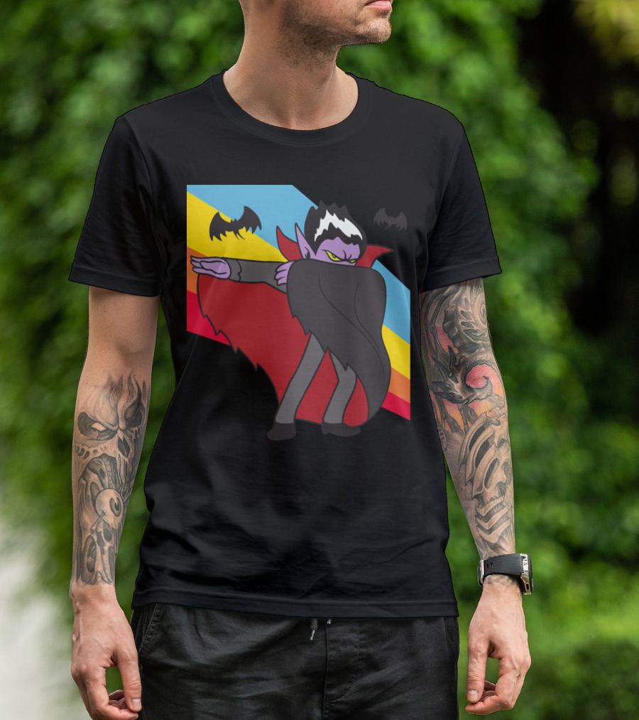 Retro Vintage Dabbing Vampire Halloween Monster With Bat T-Shirt