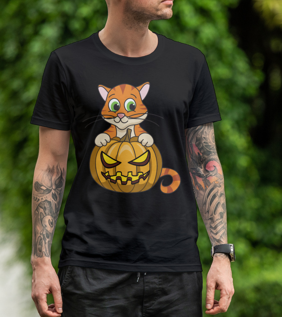 Cat Inside Grinning Pumpkin Halloween Monster Zombie Horror Pumpkin Face T-Shirt