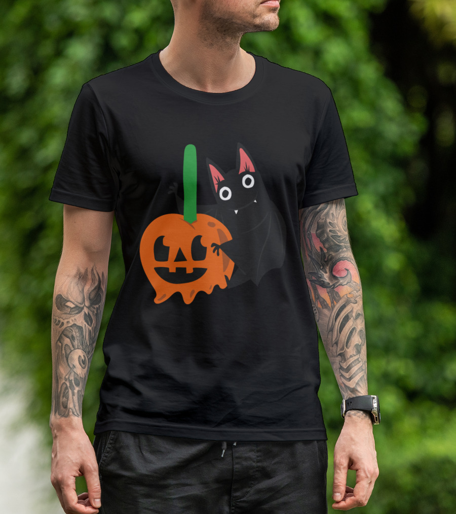 Bat With Pumpkin Halloween Jack-O'-Lantern Cute T-Shirt