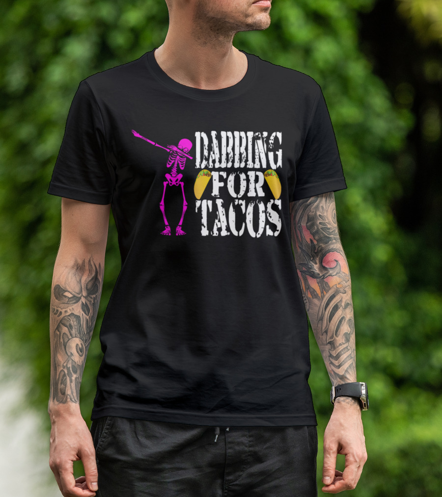Dabbing For Tacos Pink Skeleton Halloween T-Shirt
