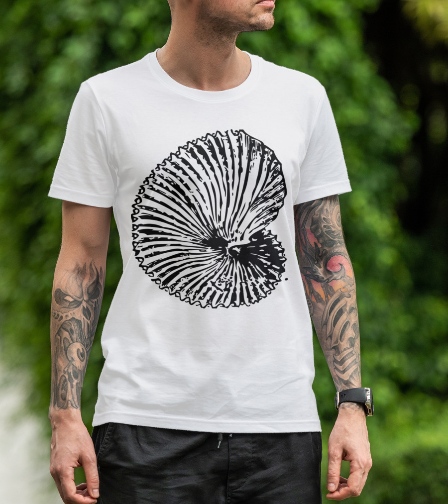 Argonaut Shell Black Nautilus T-Shirt