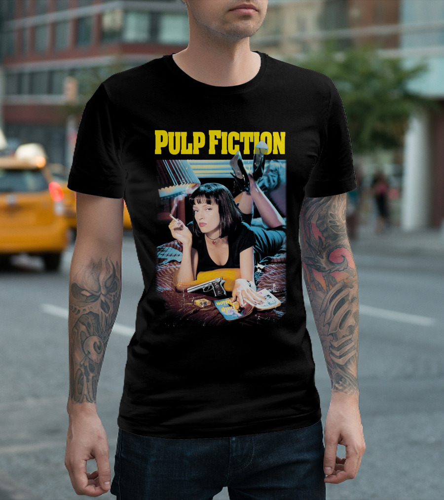 Pulp Fiction Mia Wallace Smoking Gun and Magazine T-Shirt