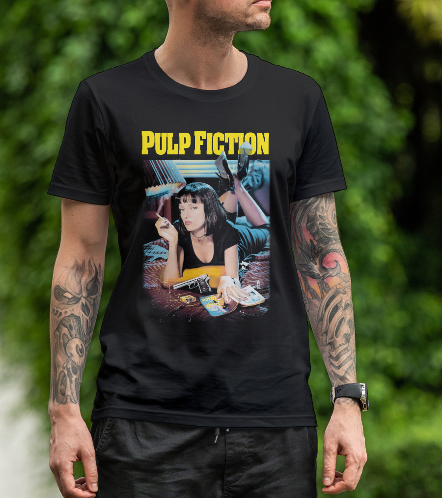 Pulp Fiction Mia Wallace Smoking Gun And Magazine T-Shirt