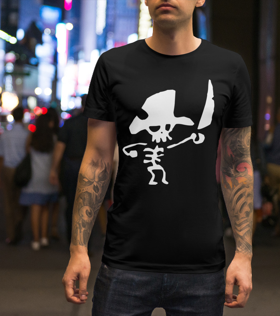 Skeleton Pirate Sword Fighter Captain T-Shirt