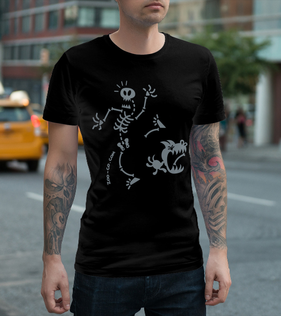 Zoo-Co Skeleton Frightened Dog Stealing Bone T-Shirt