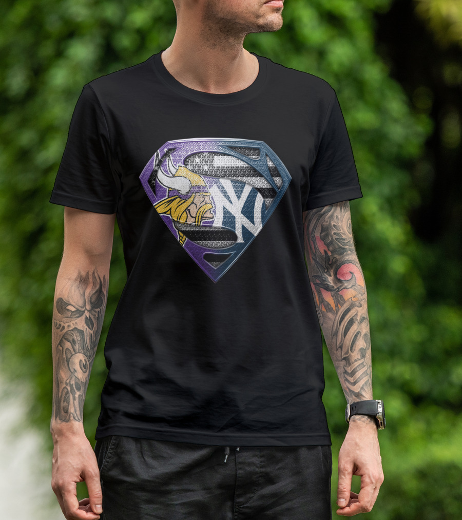 Minnesota Vikings And New York Yankees Super Shield T-Shirt