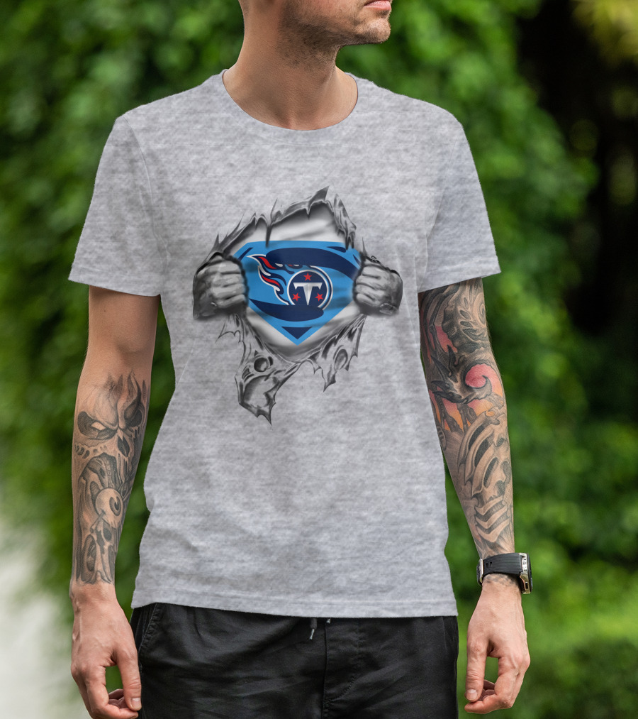 Superman Tennessee Titans Logo Fan Gear T-Shirt