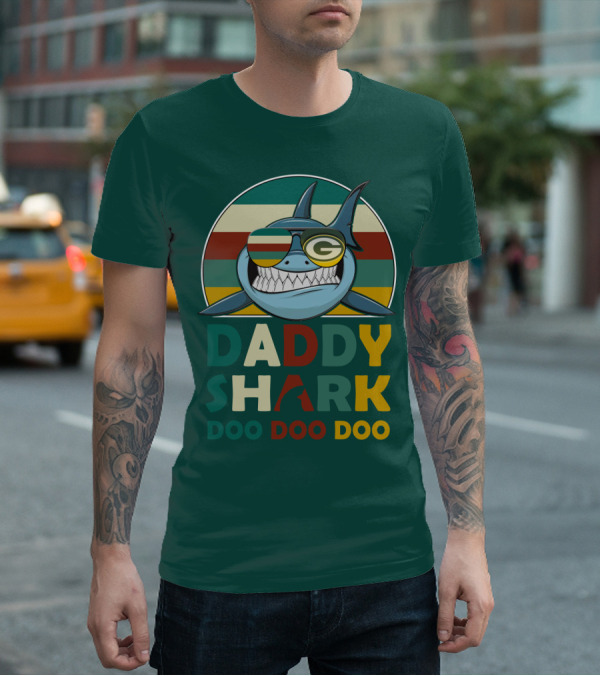 Daddy Shark Green Bay Packers Doo Doo Doo T-Shirt