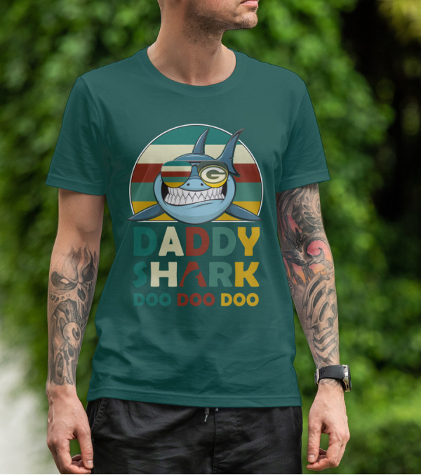 Daddy Shark Green Bay Packers Doo Doo Doo T-Shirt