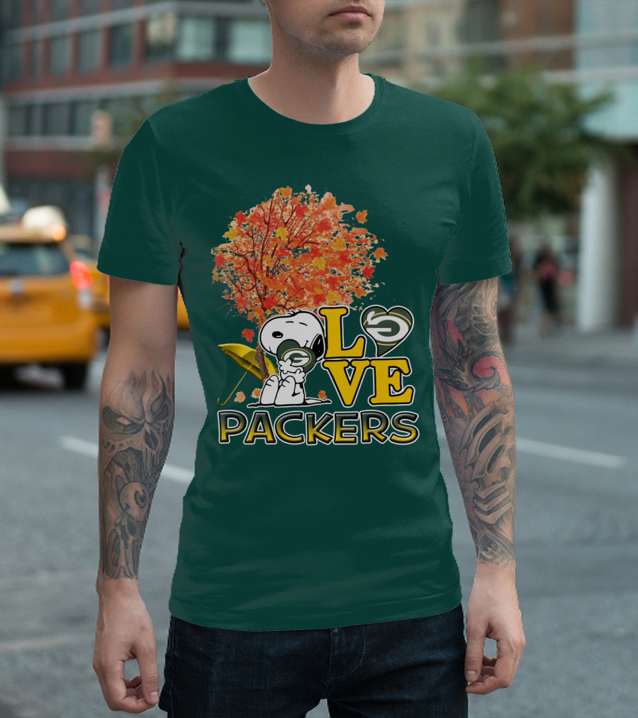 Love Packers Snoopy Green Bay Packers Autumn Tree T-Shirt