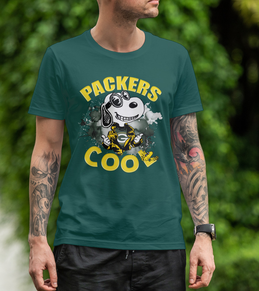 Packers Cool Snoopy Green Bay Packers Football T-Shirt